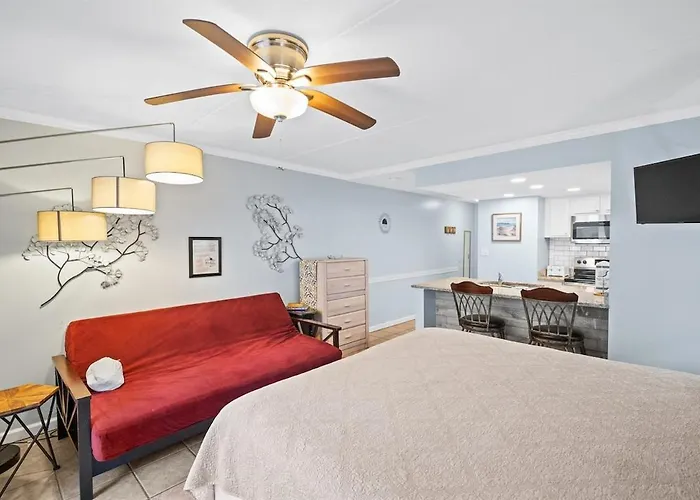 Sugar 160 Pool View Apartment Gulf Shores