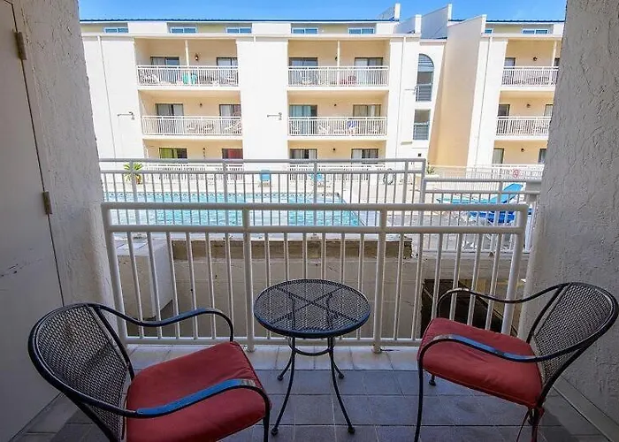 Sugar 160 Pool View *